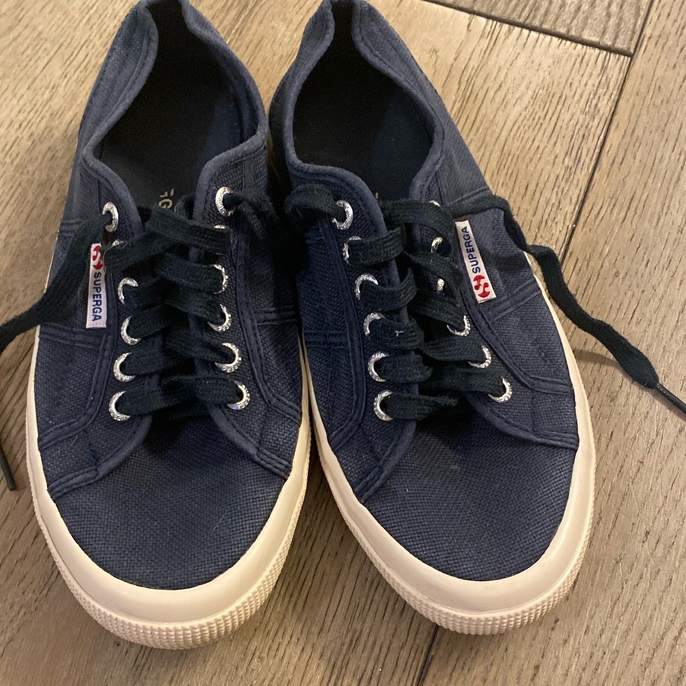 Superga Navy Blue Lace Up Low Top Casual Fashion Sneakers 8 1/2